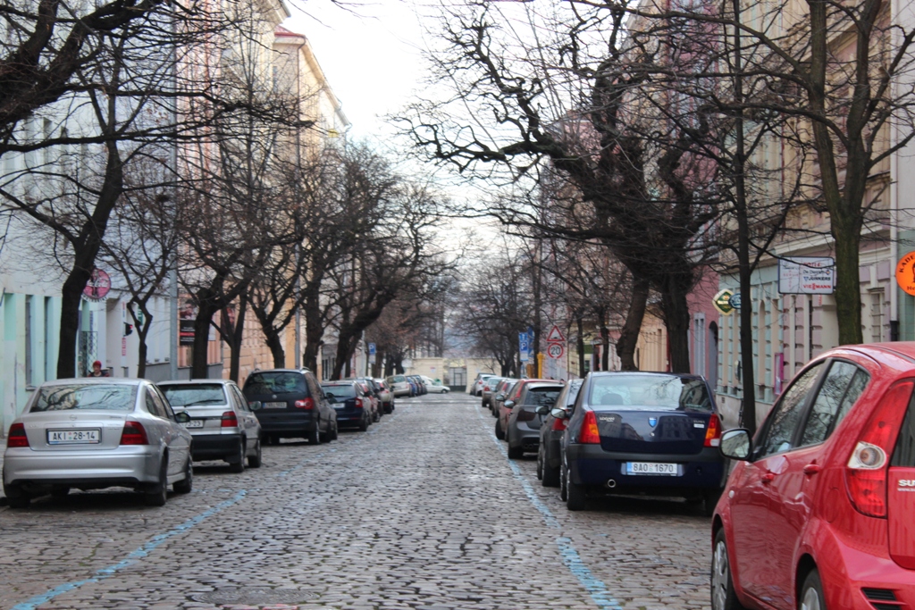 Beaucoup de routes en pierre á Prague